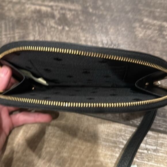NWT Kate Spade Jackson Half Moon Wristlet Black - Picture 4 of 6